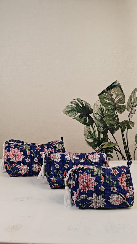 Blue Blossom Toiletry bags set of 3
