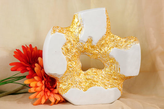 Golden Lava Vase - White